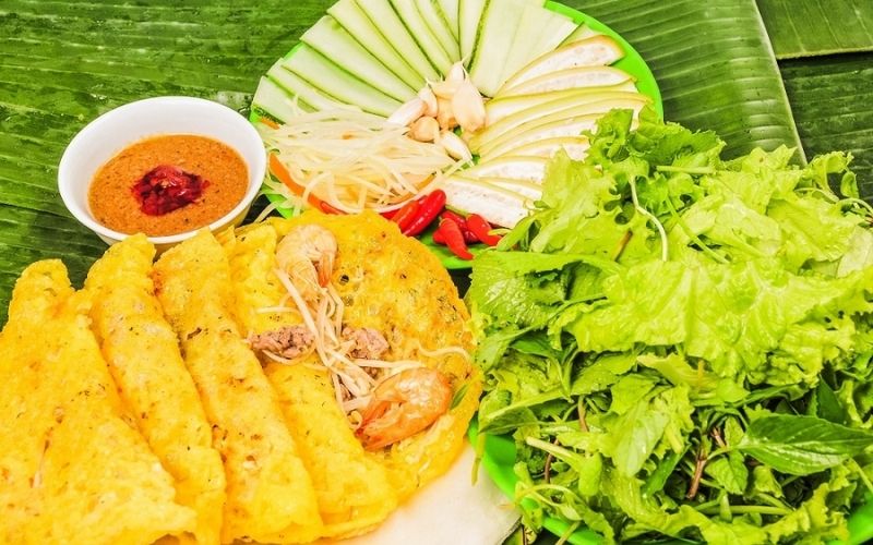 Món ngon cuối tuần: 4 món ngon cho buổi chiều cuối tuần banh xeo mien trung